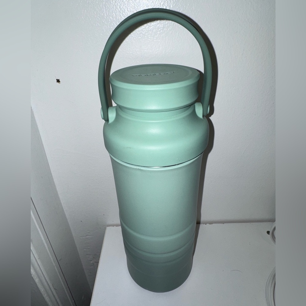 Momcozy Travel Milk Cooler